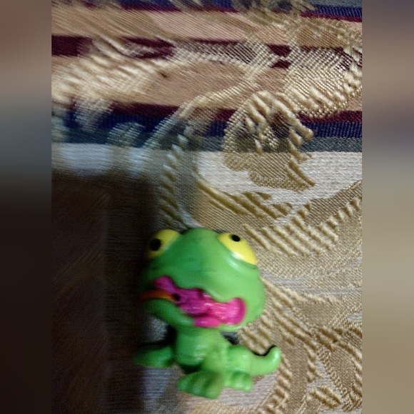 Little Ugglys Pet Shop Figures - Picture 5 of 9